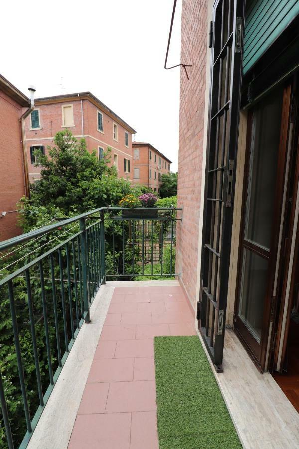 Am Liv' Apartment Болоня Екстериор снимка